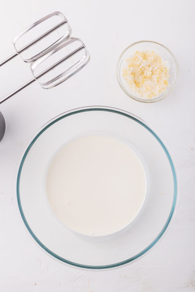 Ingredients for the whipped cream.